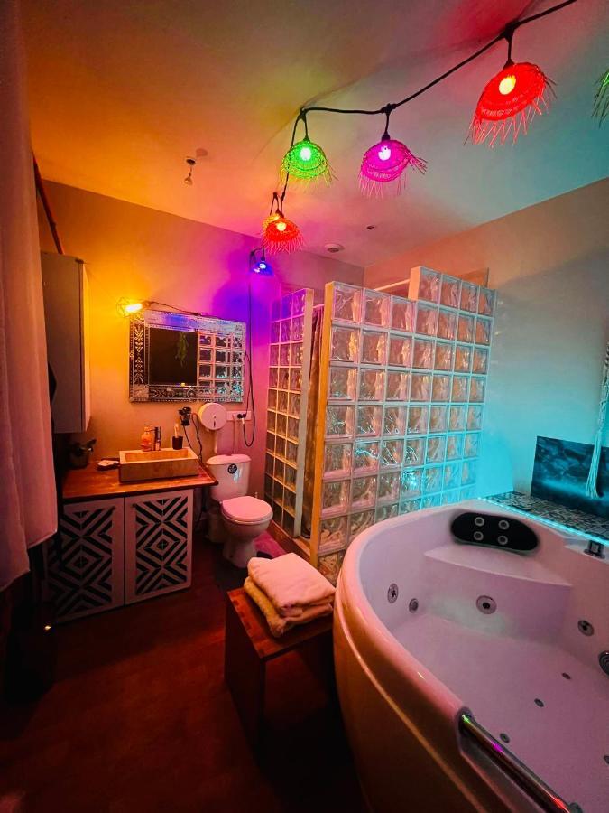 باريس Jacuzzi Love Room المظهر الخارجي الصورة